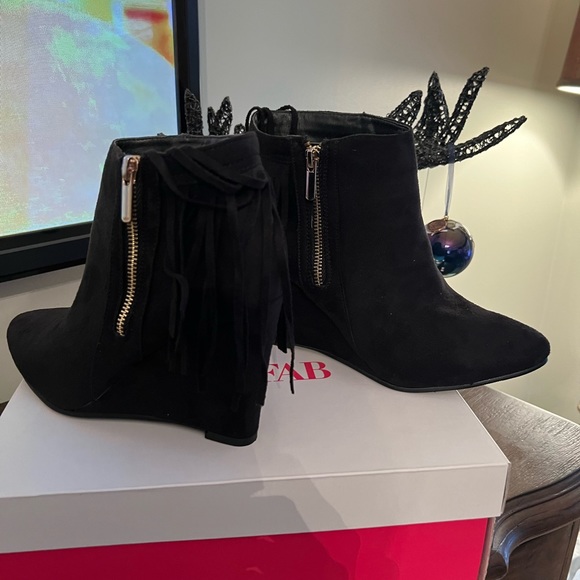 Just Fab Jasmyna Shoes - Picture 3 of 4